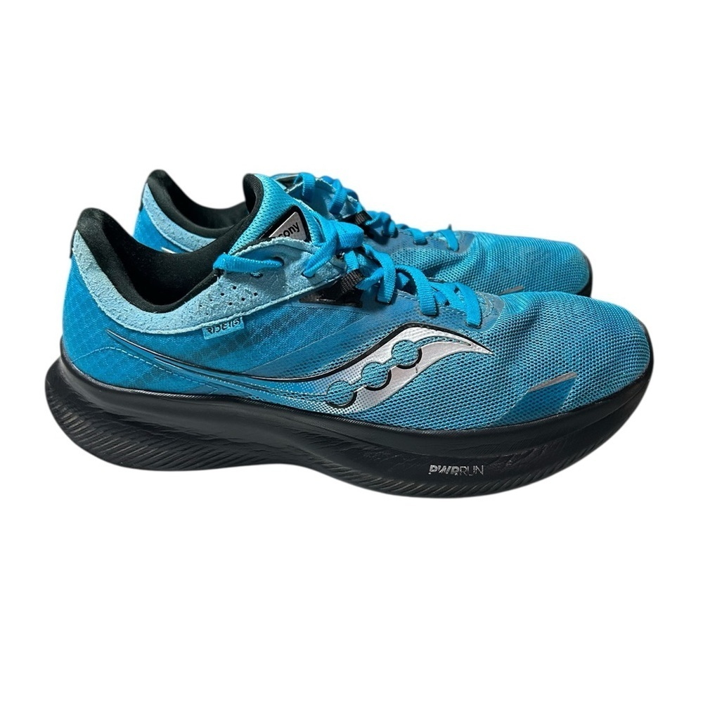 Saucony women’s sneakers size 10